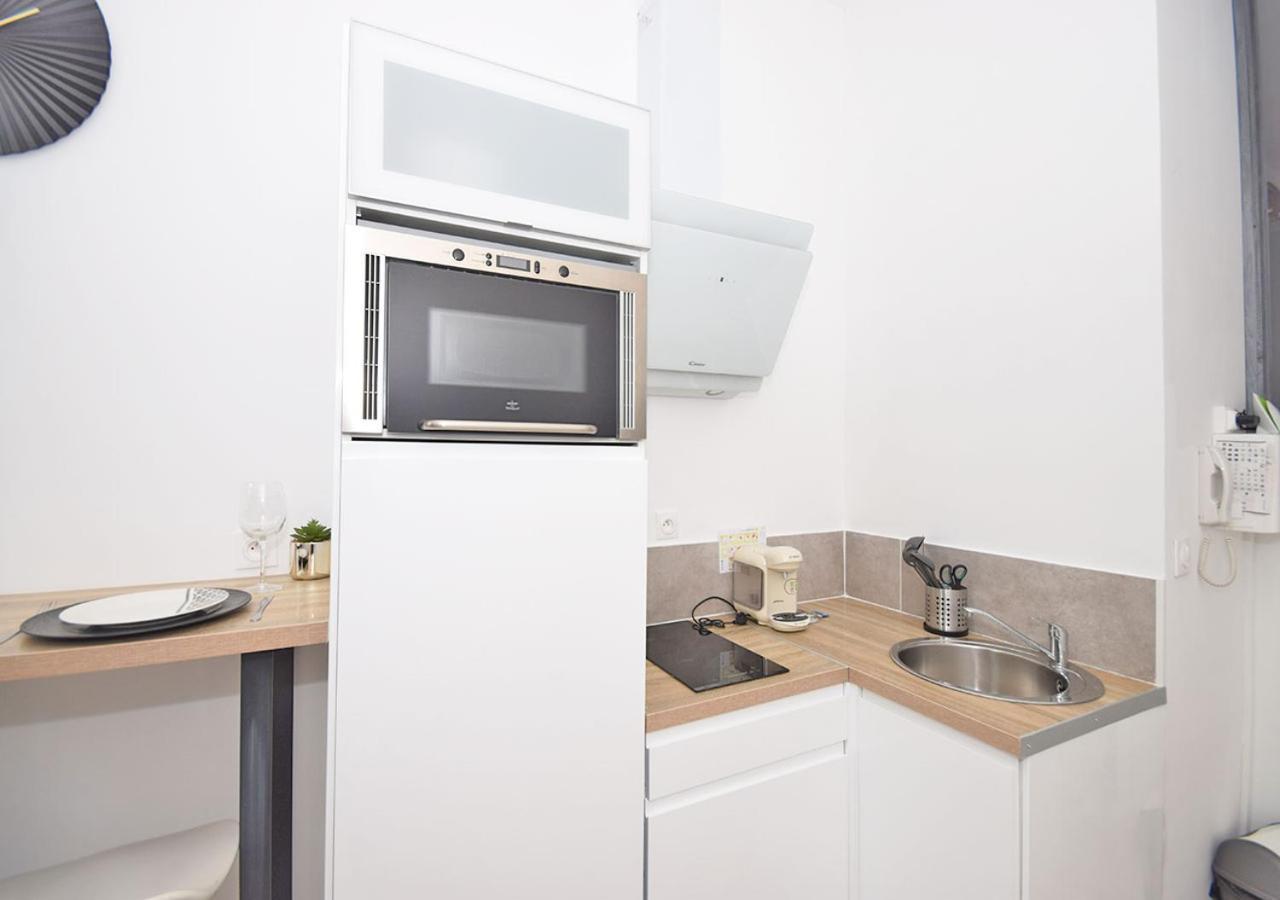 Hyper Centre Valenciennes - Wifi - Terrasse - Tramway - Lerelaisdodile2 Apartman Kültér fotó